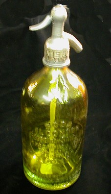 Seltzer bottle Argentinian from our antiques catalogue - phoenixant.com