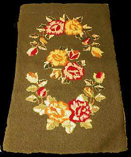 Hooked rug c. 1930 from our Antiques catalogue - Phoenixant.com