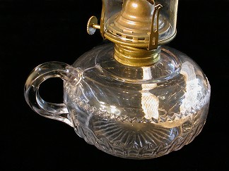 19'th century finger oil lamp from our Lighting catalogue - Phoenixant.com